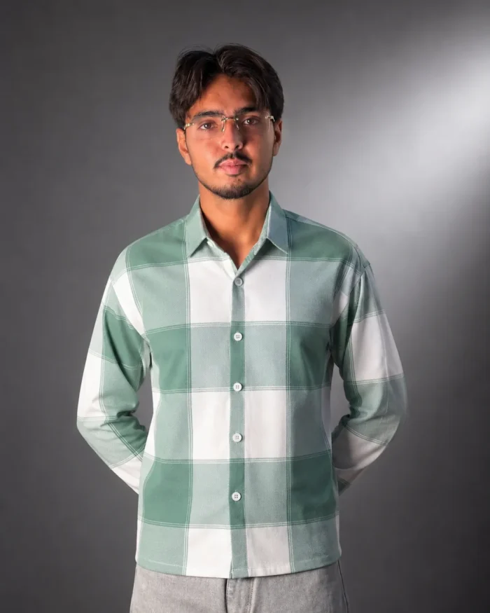 Urban Plaid Casual Check Shirt (GREEN & WHITE)